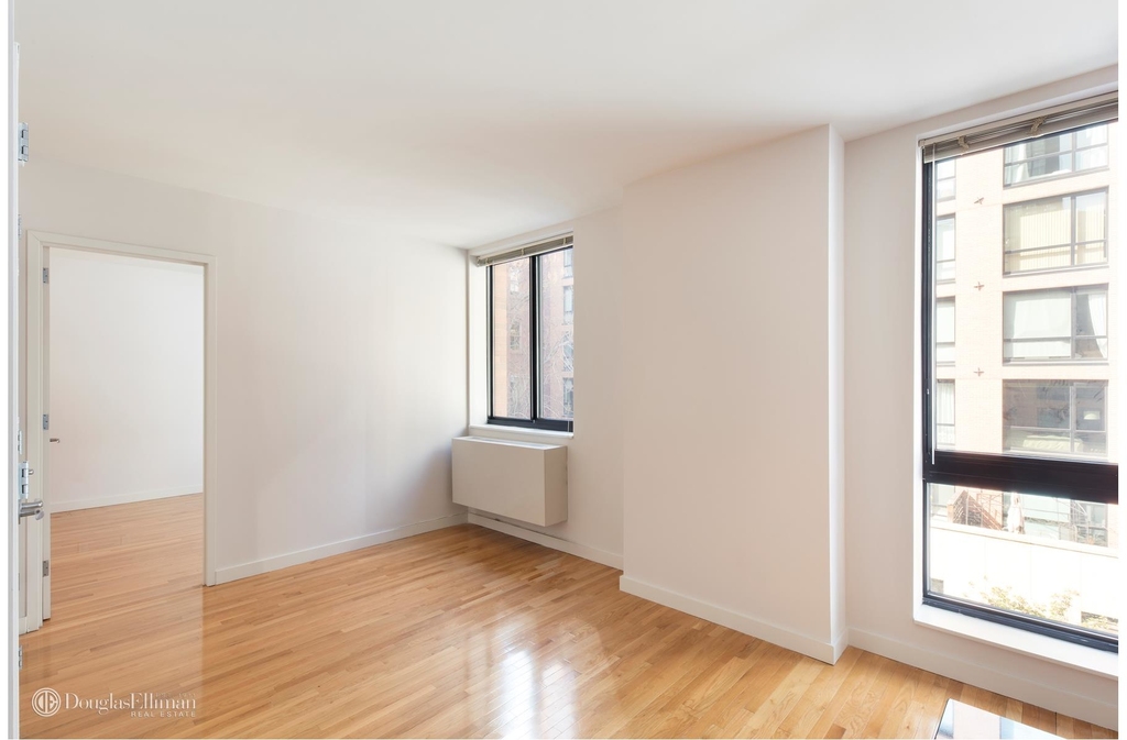 537 West 27th St - Photo 0