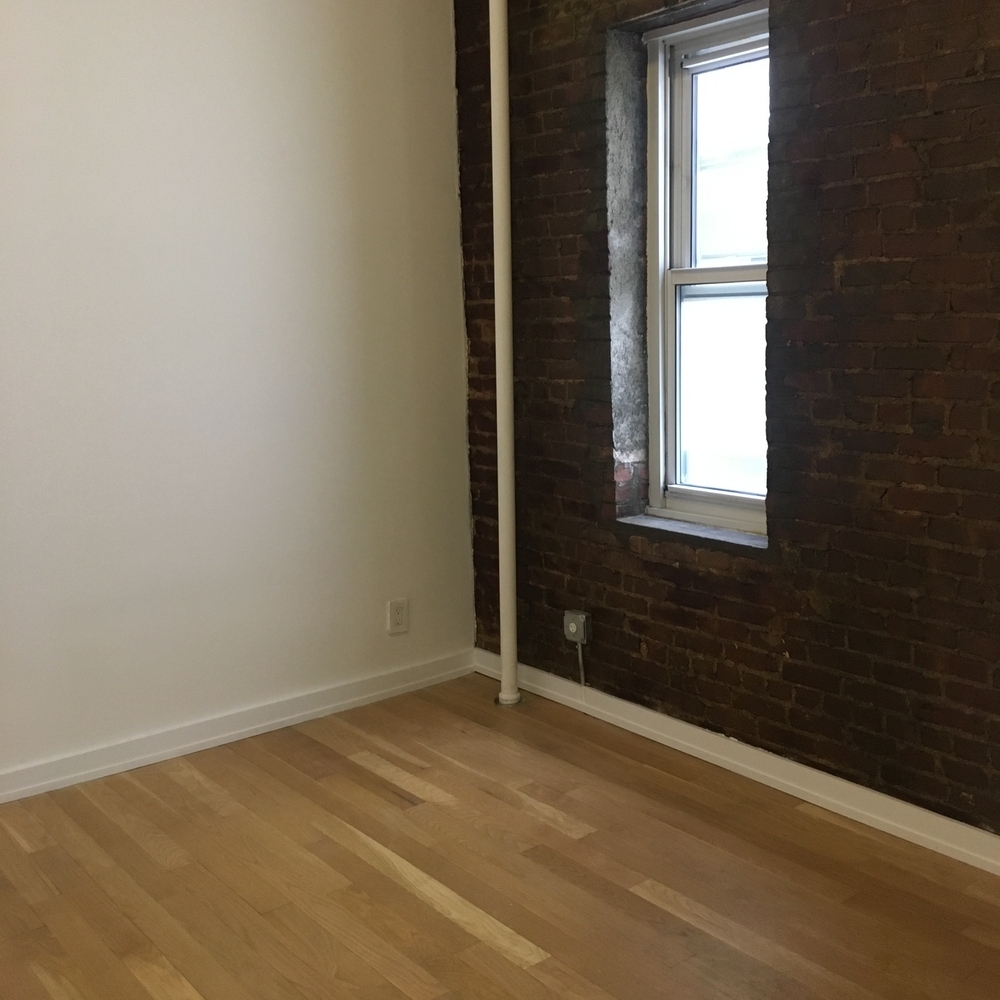 218 East 84th Street - Photo 3