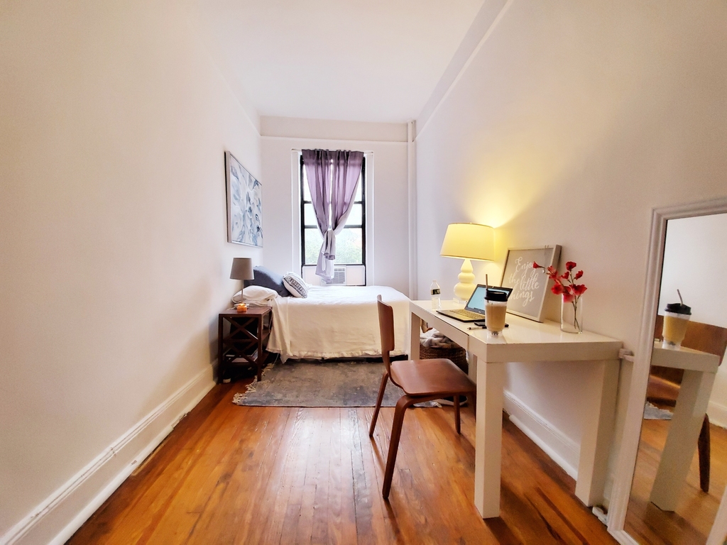 49 West 11th Street - Photo 0