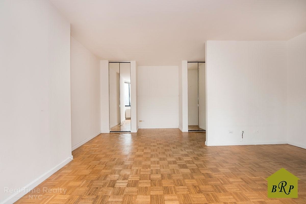 255 East 49th Street - Photo 2