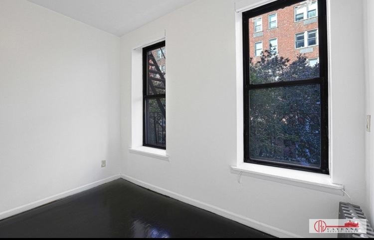 East 81st Street - Photo 2