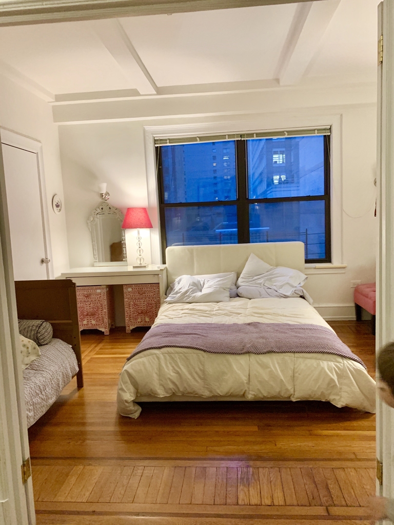 140 West 55th St - Photo 3