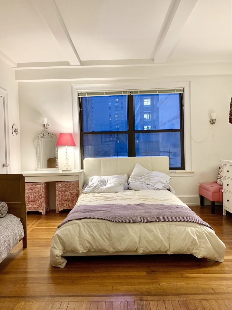 140 West 55th St - Photo 4