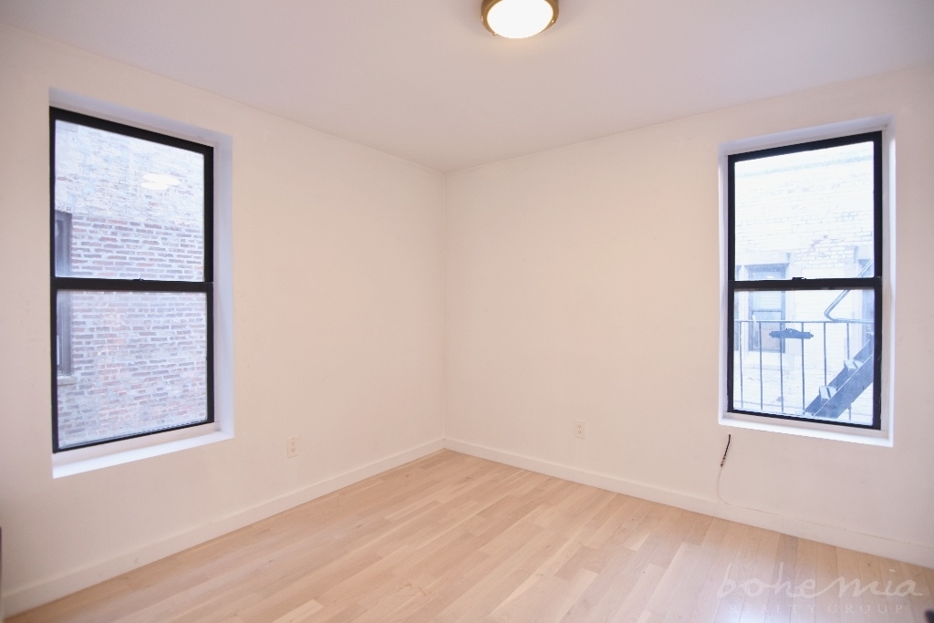 137 W. 137th St - Photo 1