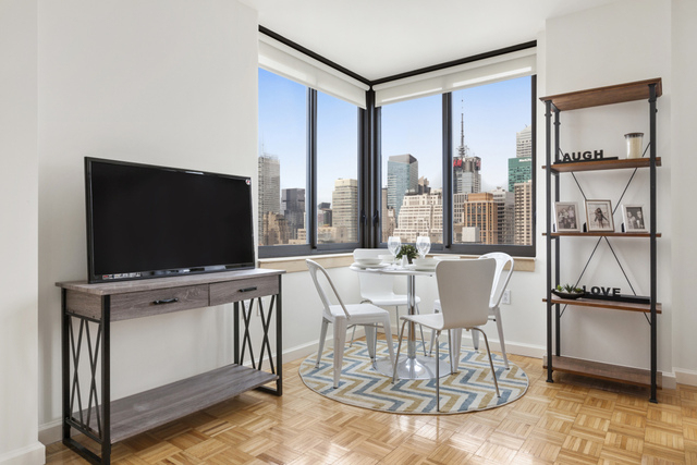 35 West 33rd Street  - Photo 1