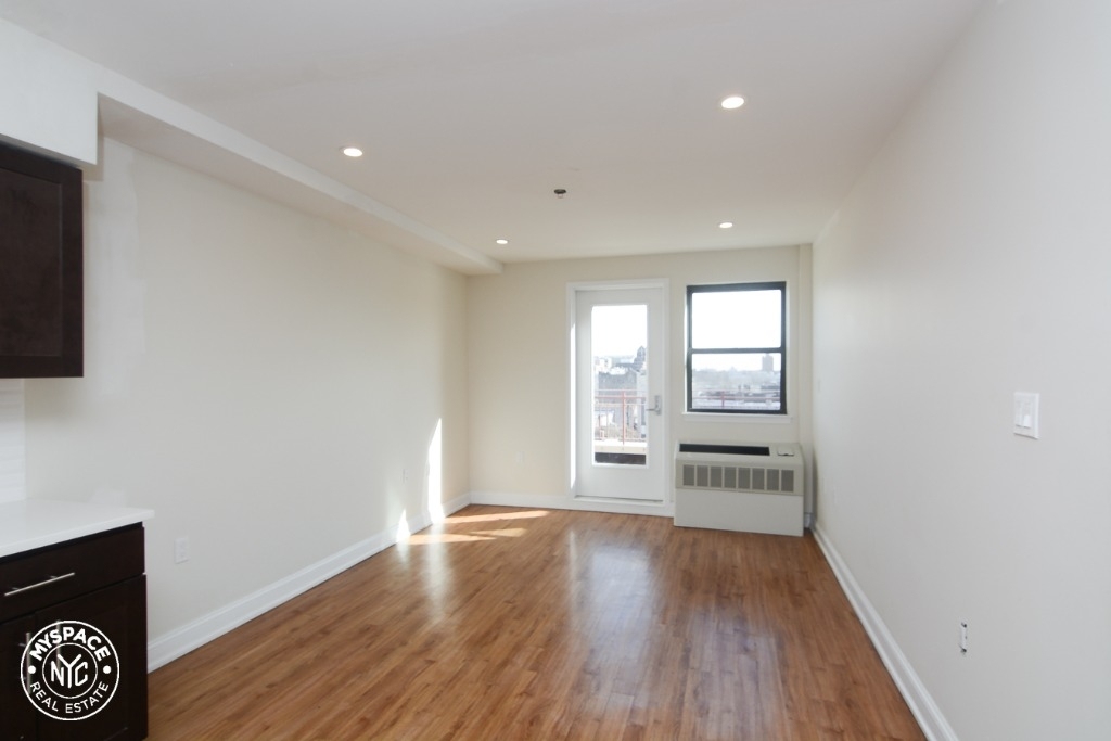 382 Lefferts Ave - Photo 2