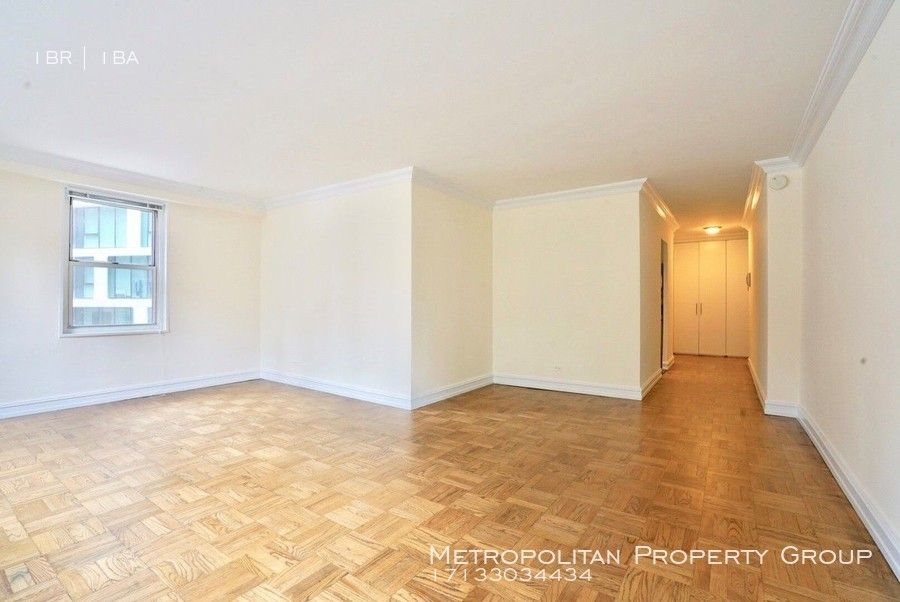 888 8th ave - Photo 6