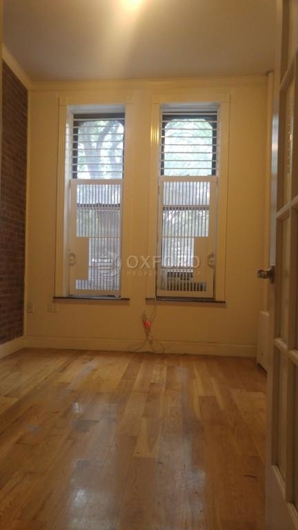 321 East 10th Street - Photo 7