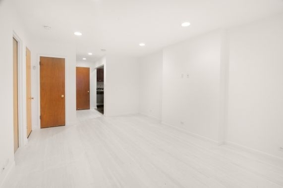 150 West 58th Street - Photo 1