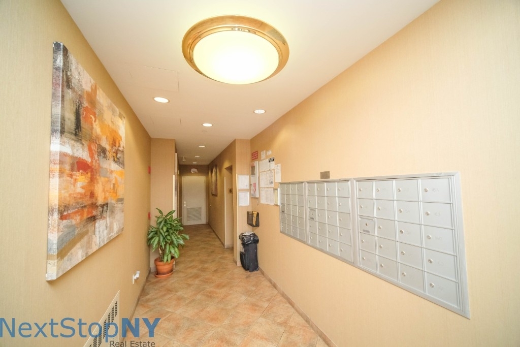 31-64 21st Street - Photo 6