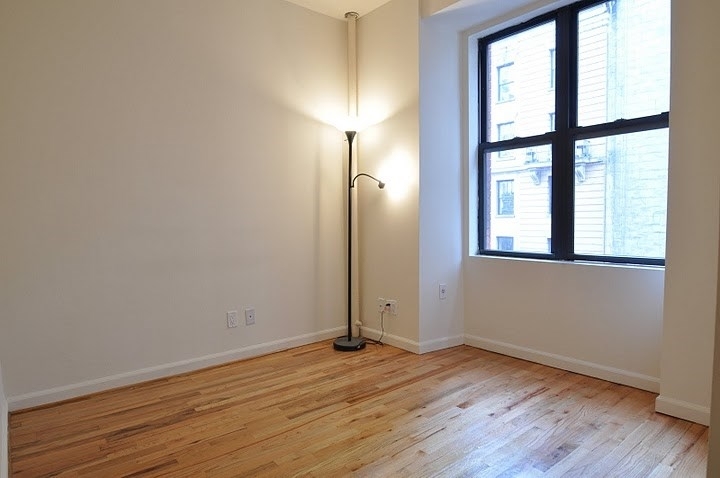 121 Madison Avenue - Photo 2