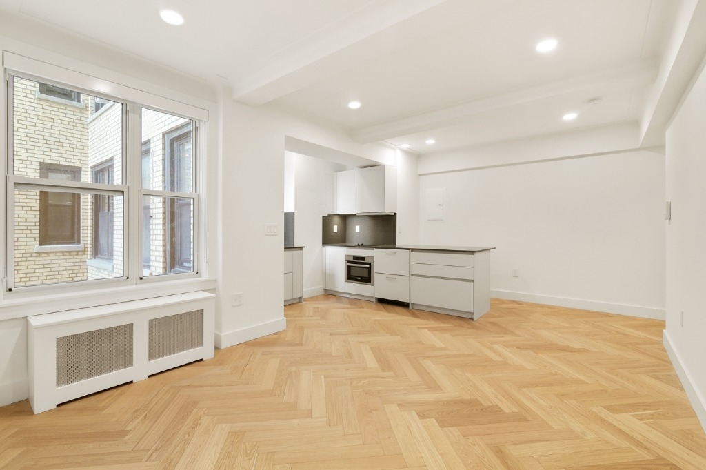 301 east 21 street  - Photo 1