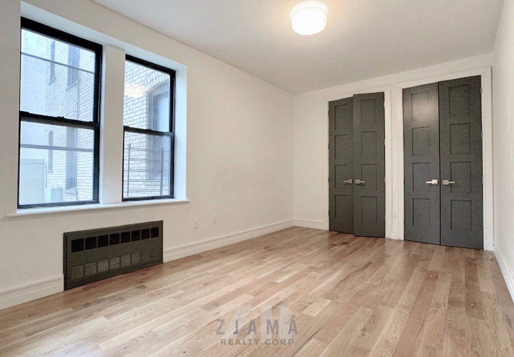 1030 Carroll Street - Photo 4