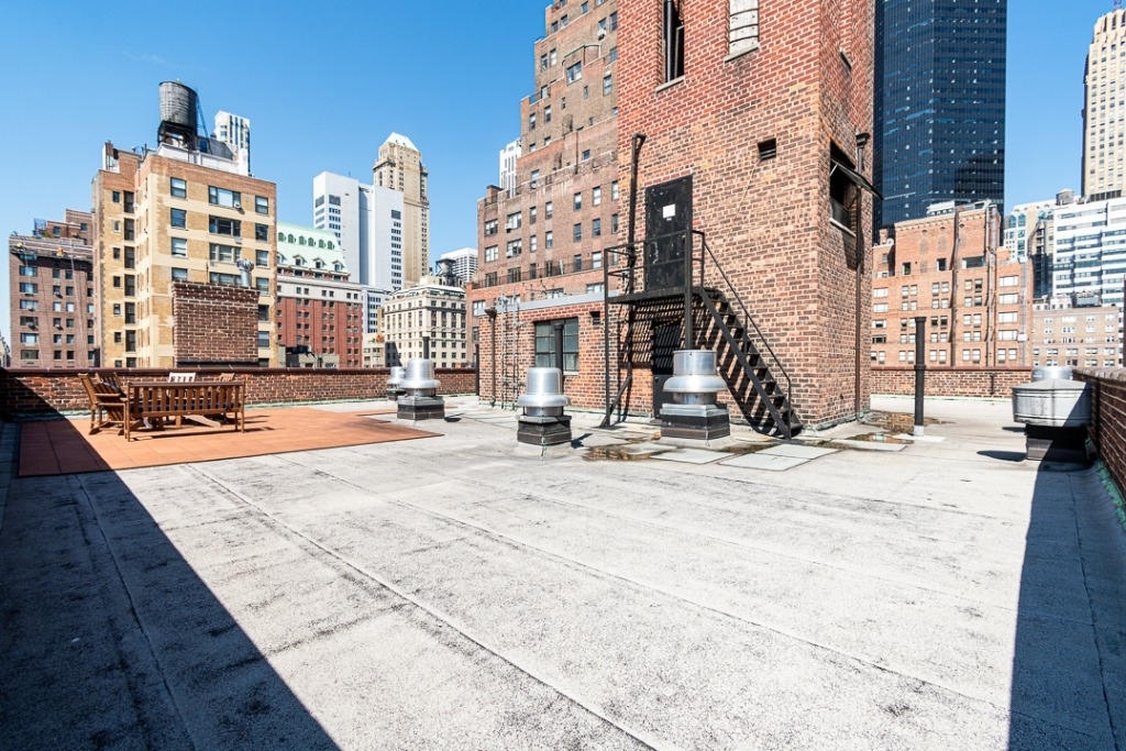 117 East 37th Street - Photo 6