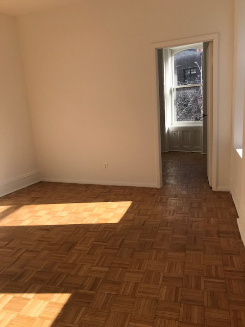 2 Bed on West 10th Street - Photo 6