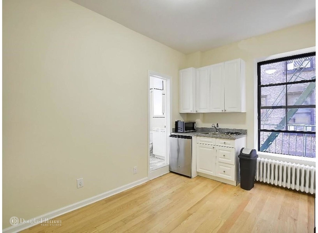 53 West 72nd St - Photo 0