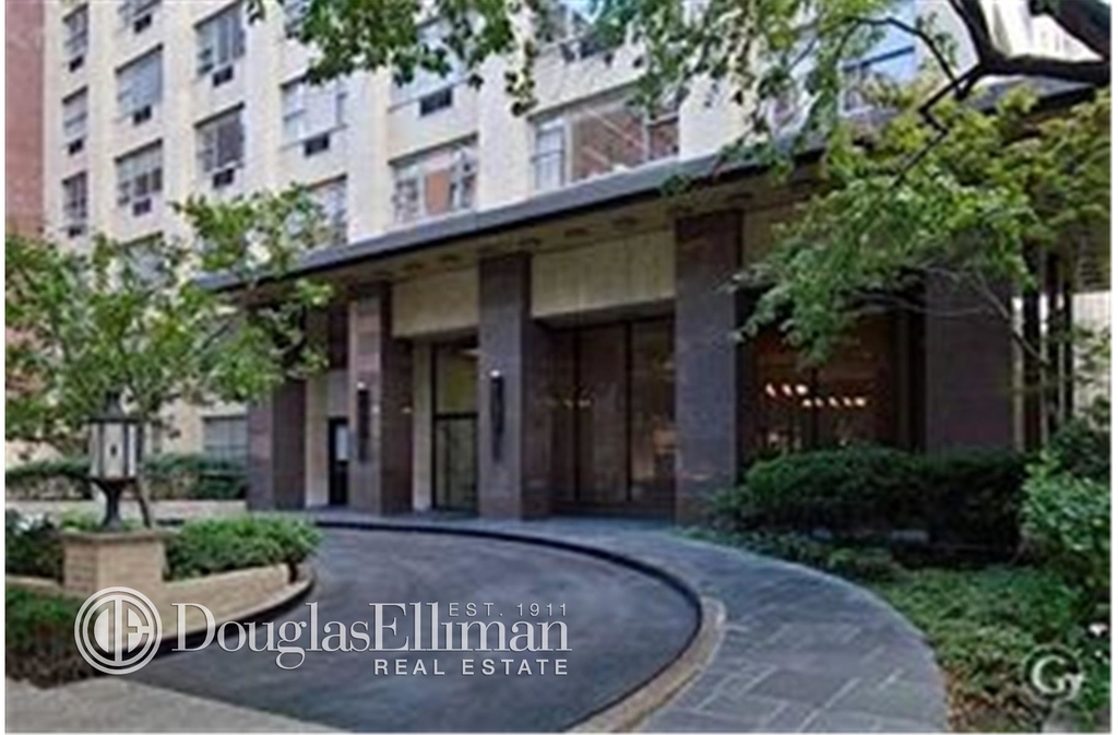 500 East 85th St - Photo 2