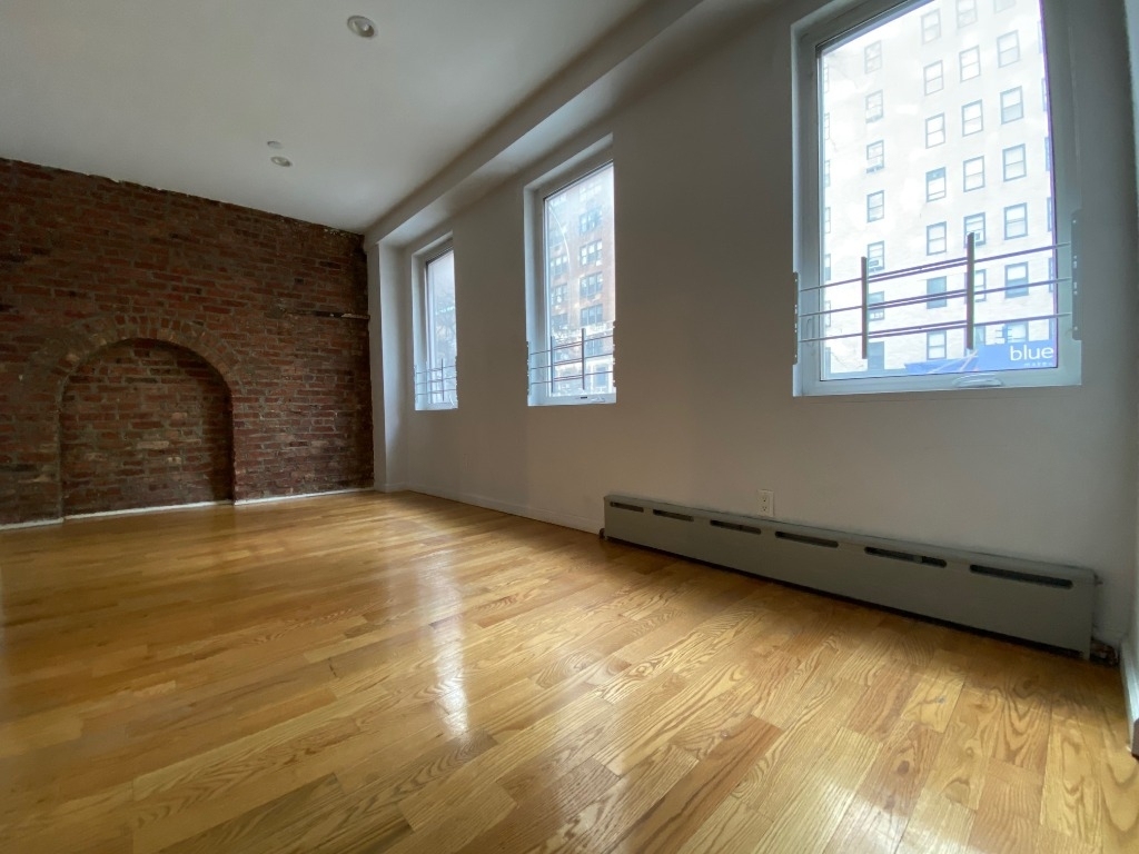 405 East 57th Street - Photo 1