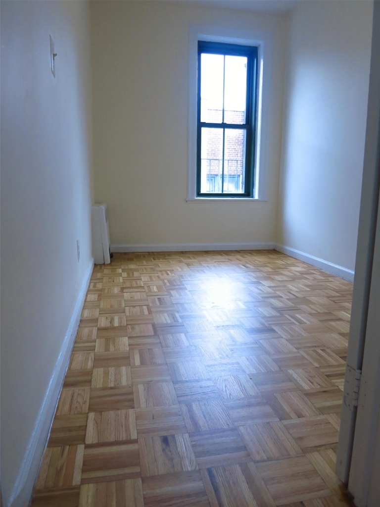 east 79th st/york ave  - Photo 3