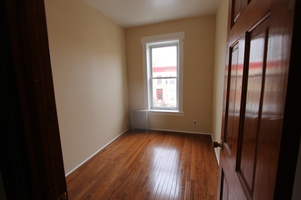 1308 Park Place - Photo 5