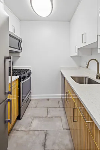 West  89 Street  - Photo 2