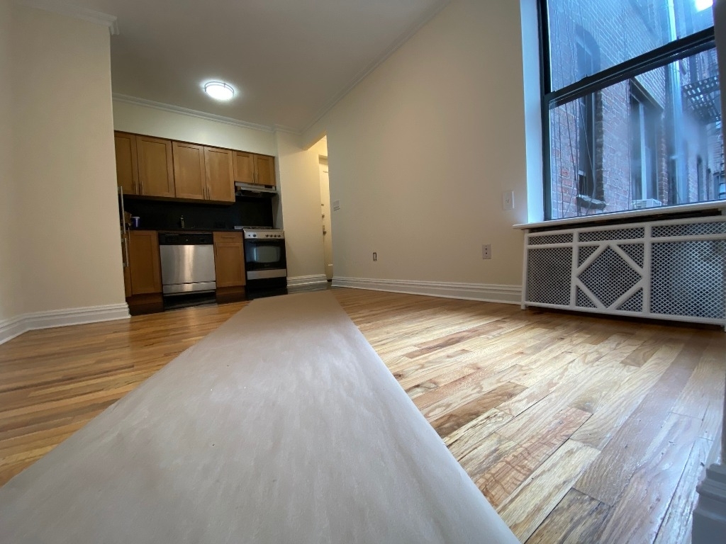 355 West 51st Street - Photo 0