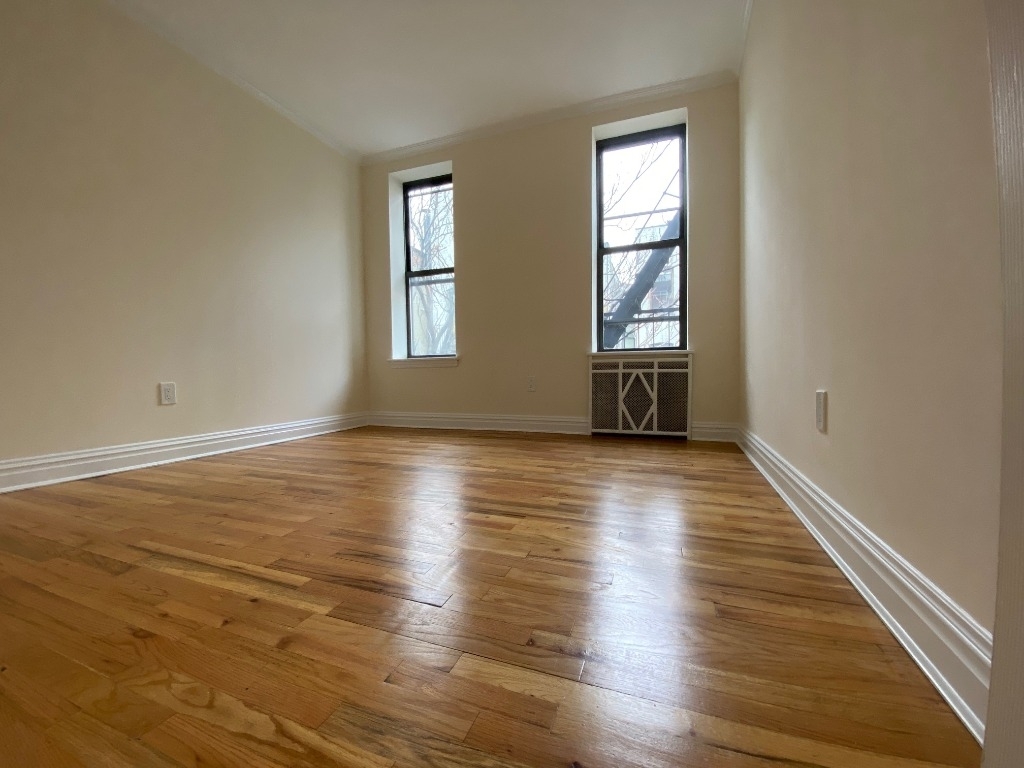 355 West 51st Street - Photo 2