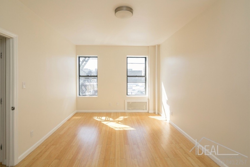 80 woodruff avenue - Photo 3