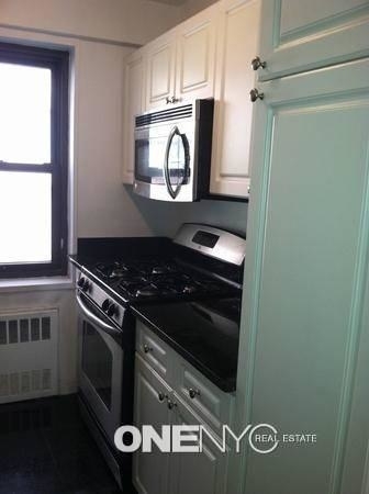 E 56th St. - Photo 3