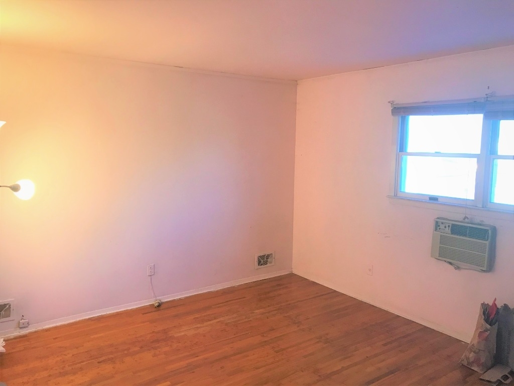 299 Bedford Ave  - Photo 4