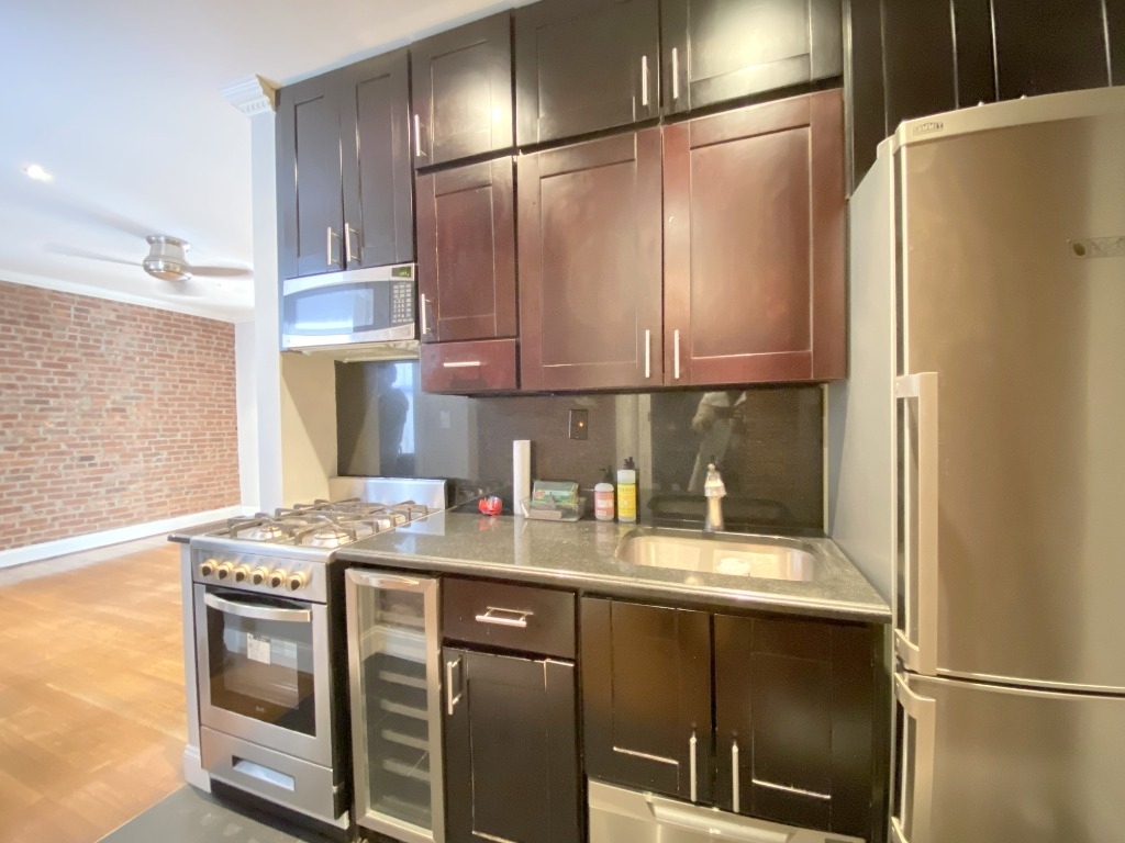 314 East 100th Street, New York, NY, 10029 - Photo 3