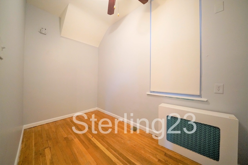 40-01 28th Avenue, Astoria, Ny, 11103 - Photo 4