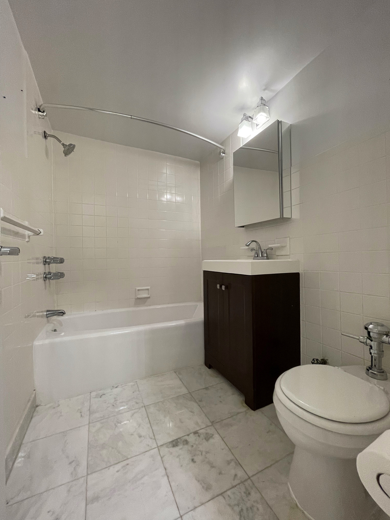 200 West 15th Street - Photo 1