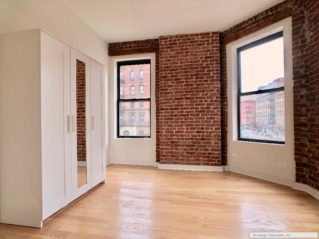 941 Amsterdam Avenue - Photo 3