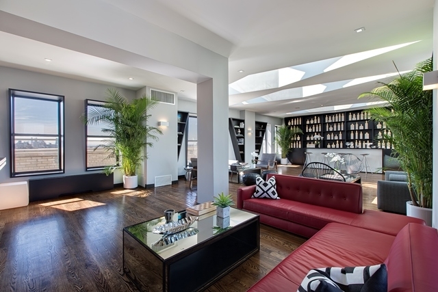 West 92 St.  - Photo 11