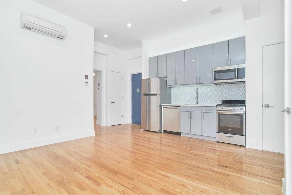  116 STREET 3RD AVE  - Photo 1