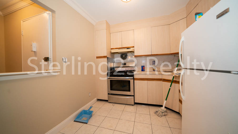 20-18 29th Street - Photo 10