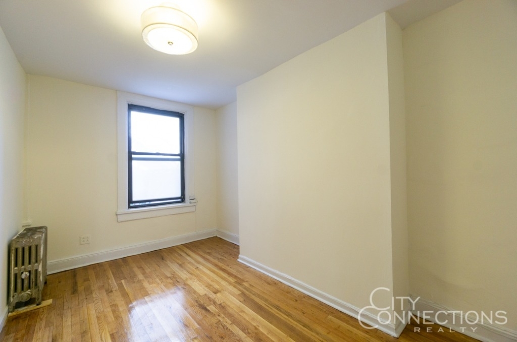 157 Avenue C - Photo 5