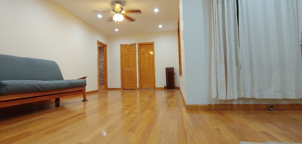 333 86th street - Photo 3