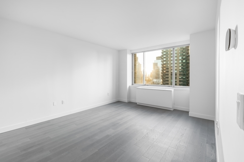 101 West End Avenue  - Photo 2