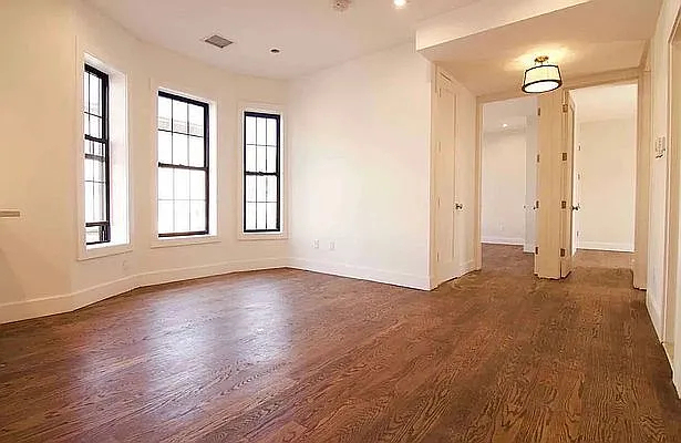 852 Rogers Avenue - Photo 1