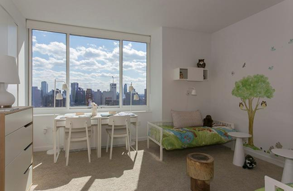 160 West 62 St - Photo 4