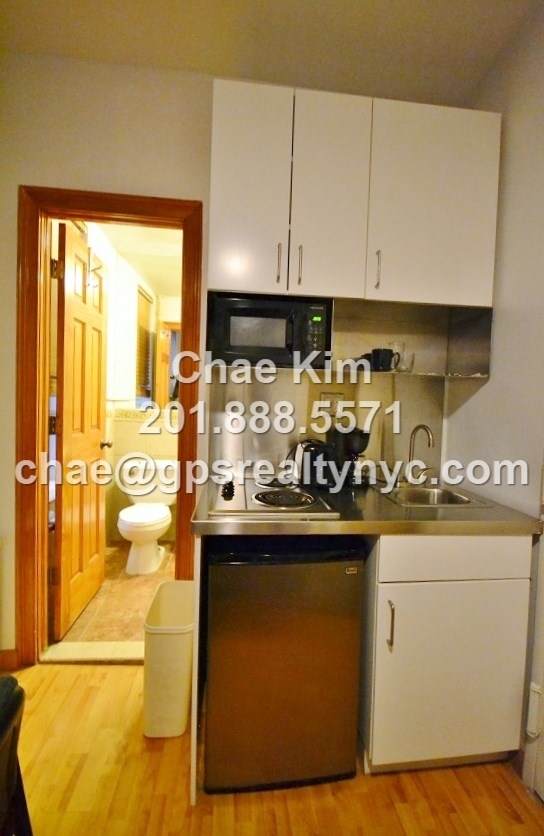 143 East 30th Street - Photo 1