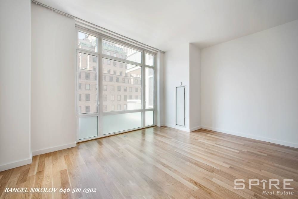 125 West 31st Street - Photo 2