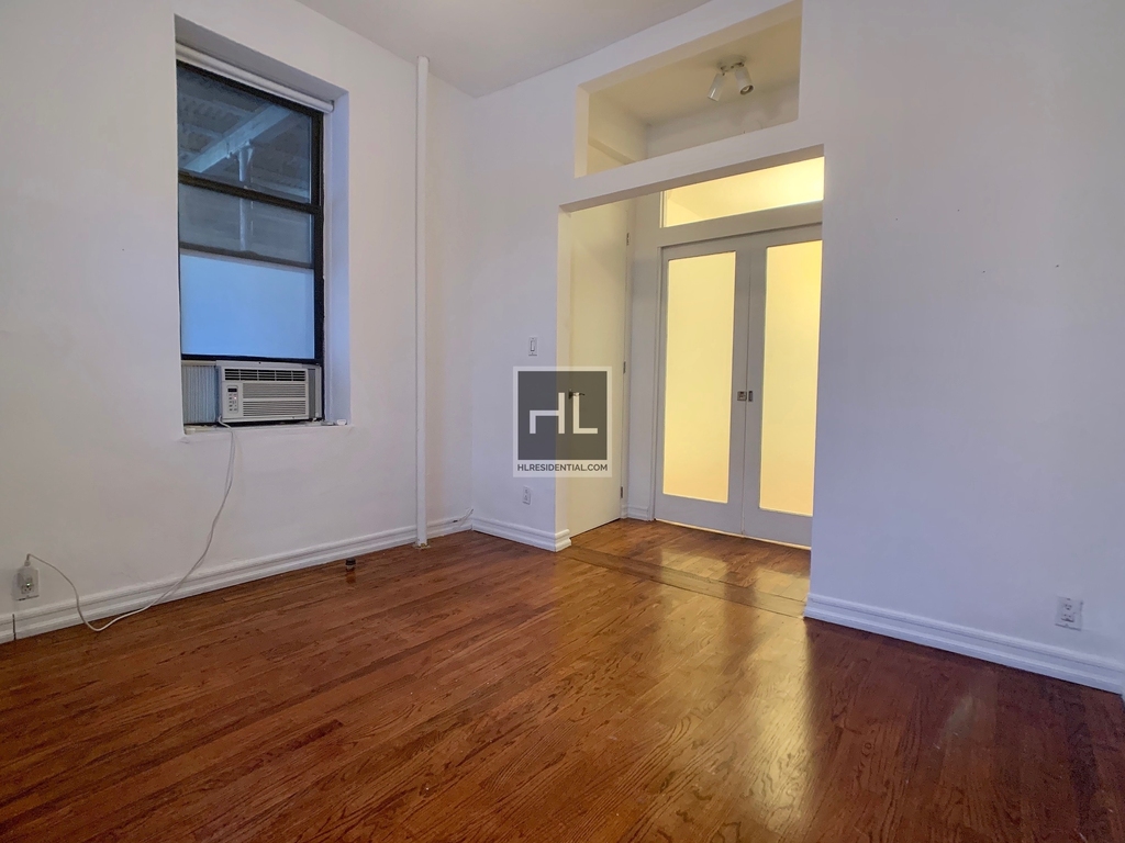 135 West 16 Street - Photo 10