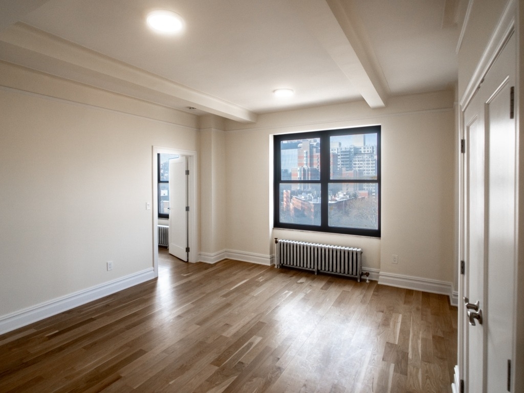 166 Second Avenue Prime East Village - Photo 0