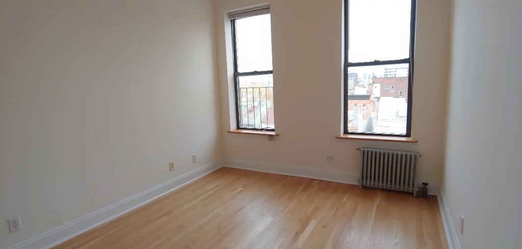 347 44th street - Photo 2