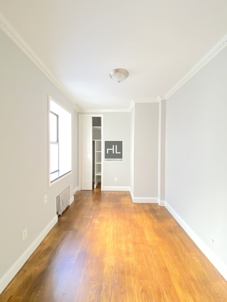 334 EAST 100 STREET - Photo 8