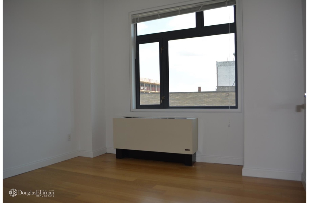 11-02 49th Avenue - Photo 14