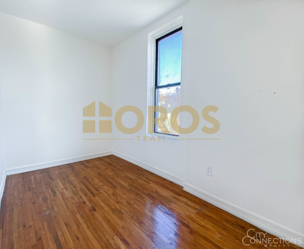 333 W 19th St - Photo 7